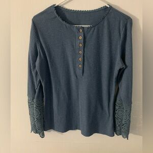 Women’s Blue Long Sleeve Ribbed Shirt Lace Button Up Size Large